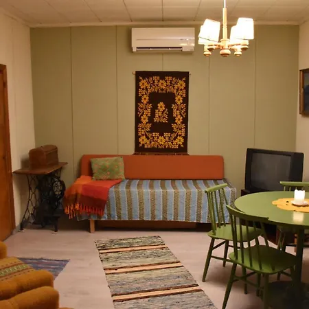 롯지 Granny's House 20 Min From Koli Tuopanjoki